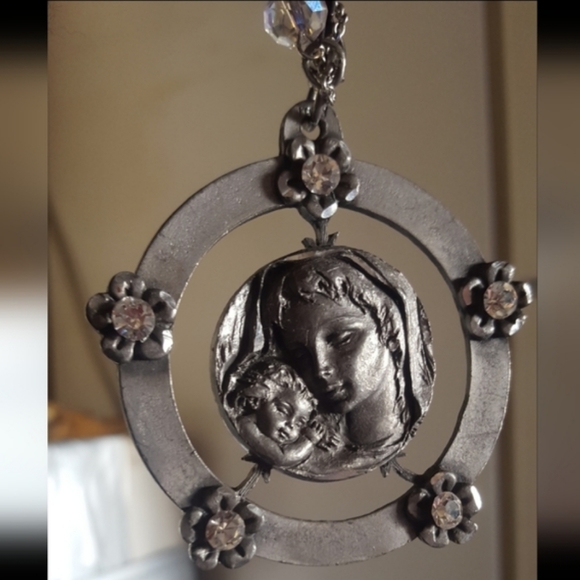 Vtg 60s Italy pewter Mary baby jesus Swarovski beads chunky chain necklace NWT - Picture 10 of 16